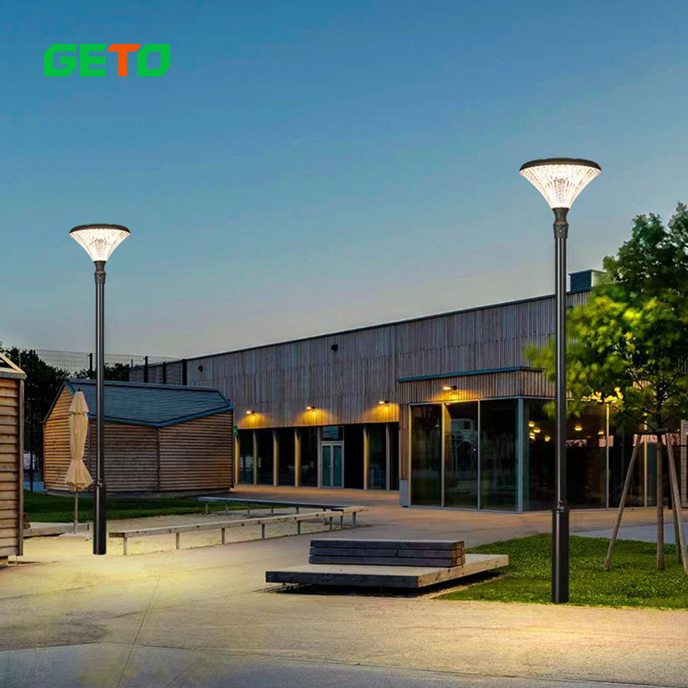 Solar Garden Light