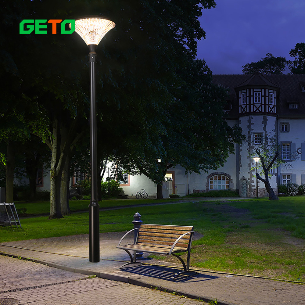 Solar Garden Light